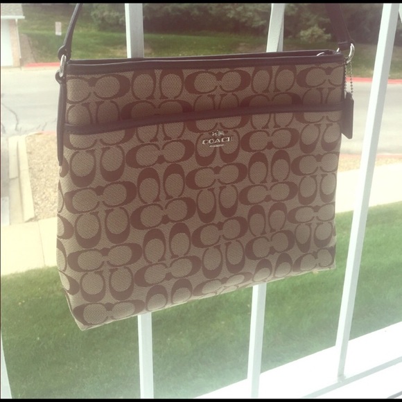 Coach Handbags - NWT never used Coach crossbody